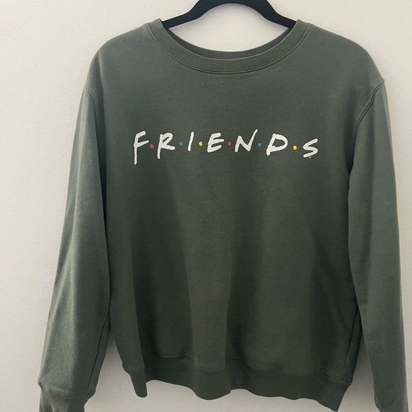 Tops - Cozy Green Friends Sweatshirt Crop Top